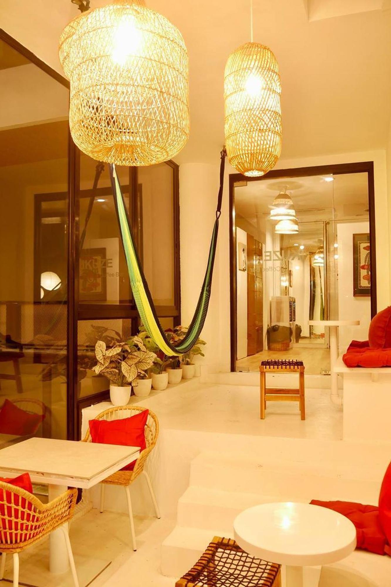Blu Cabin Ari Stylish Gay Poshtel Bangkok Ngoại thất bức ảnh