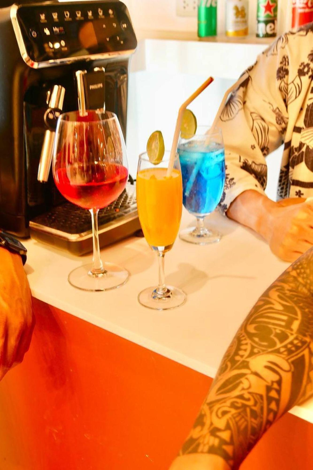 Blu Cabin Ari Stylish Gay Poshtel Bangkok Ngoại thất bức ảnh